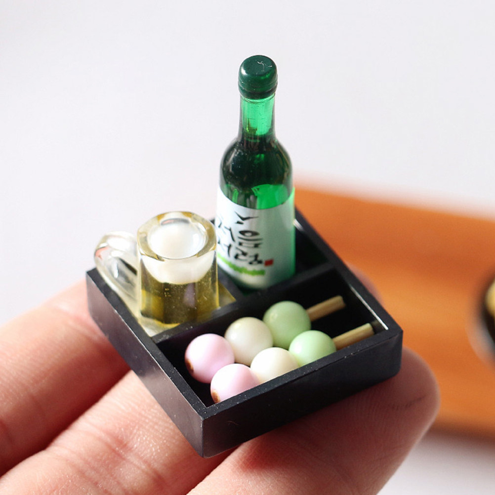 Japanese Food Lifestyle - 3 Buah Set Dekoratif Realistis Sushi